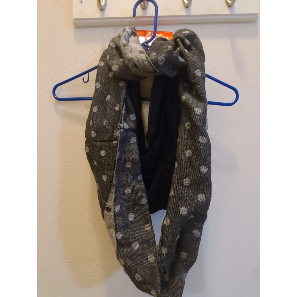 Bundle of scarves